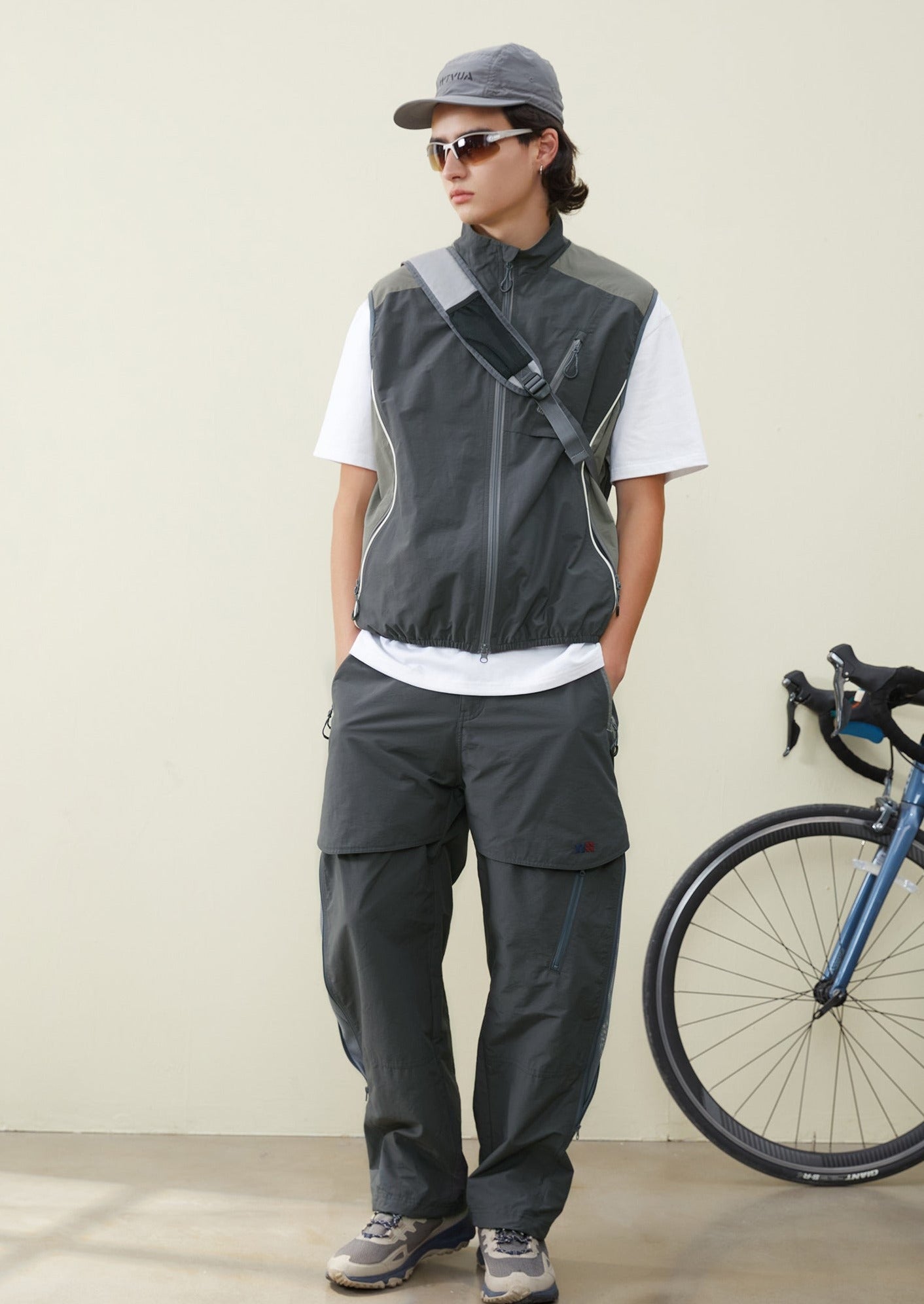 NOTHOMME / FS-157 multi-pocket cycling color-coordinated vest