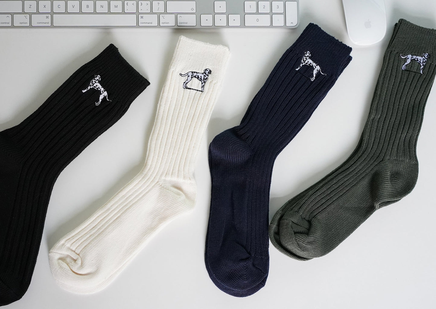 todaynowind / FS-108 dog embroidery Japanese stacked  long socks